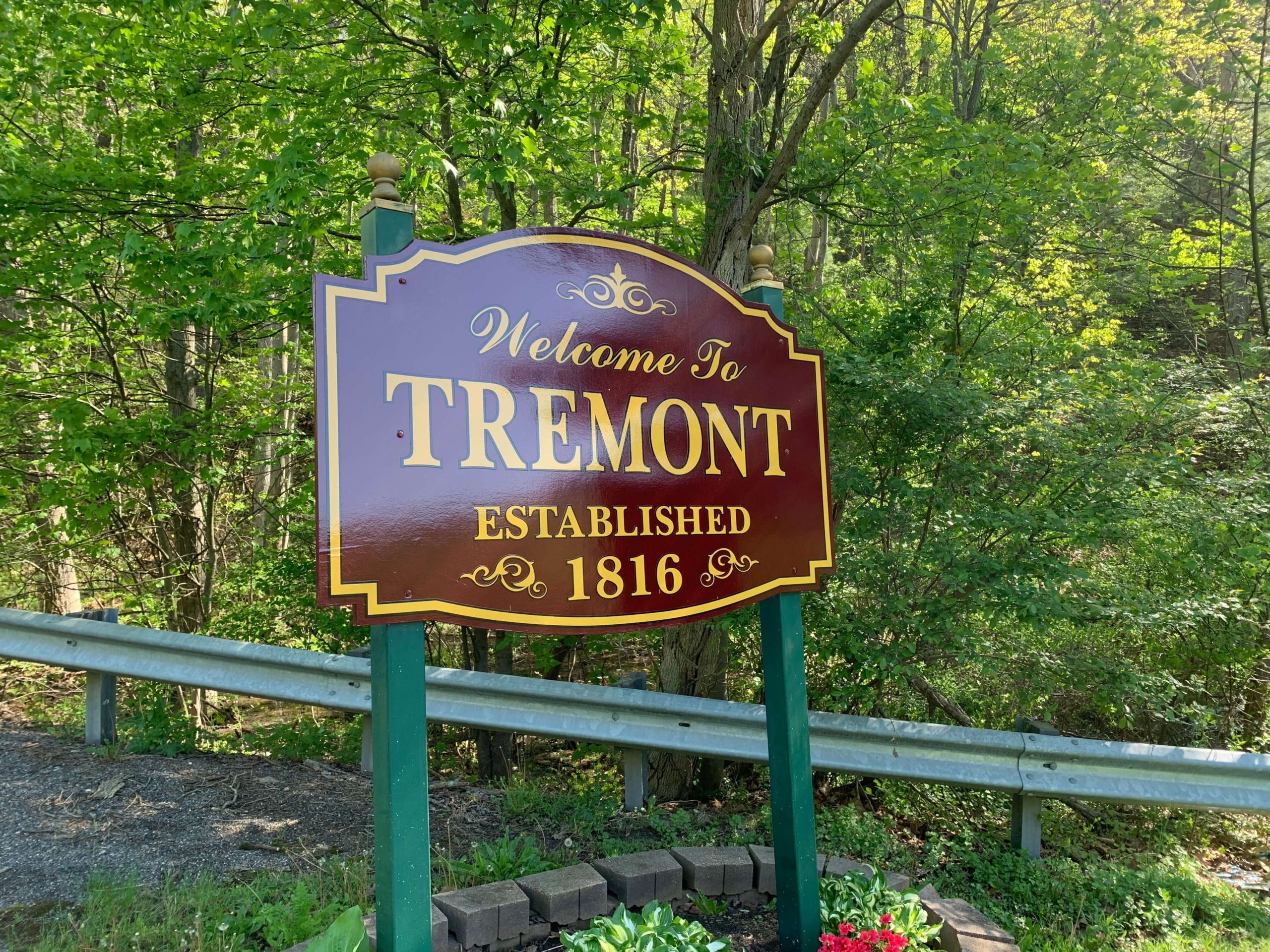 Welcome to Tremont Pennsylvania sign.